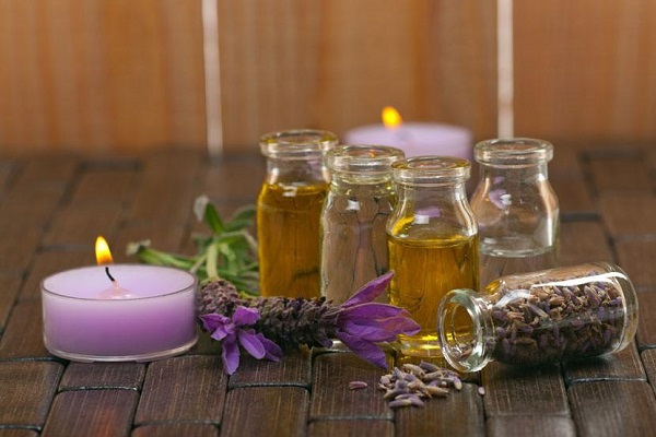 aromatherapy-and-essential-oils